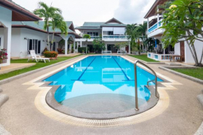 1 bedroom Yanui house near Yanui beach by PLH Phuket